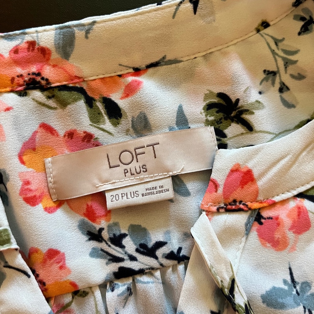 LOFT floral top